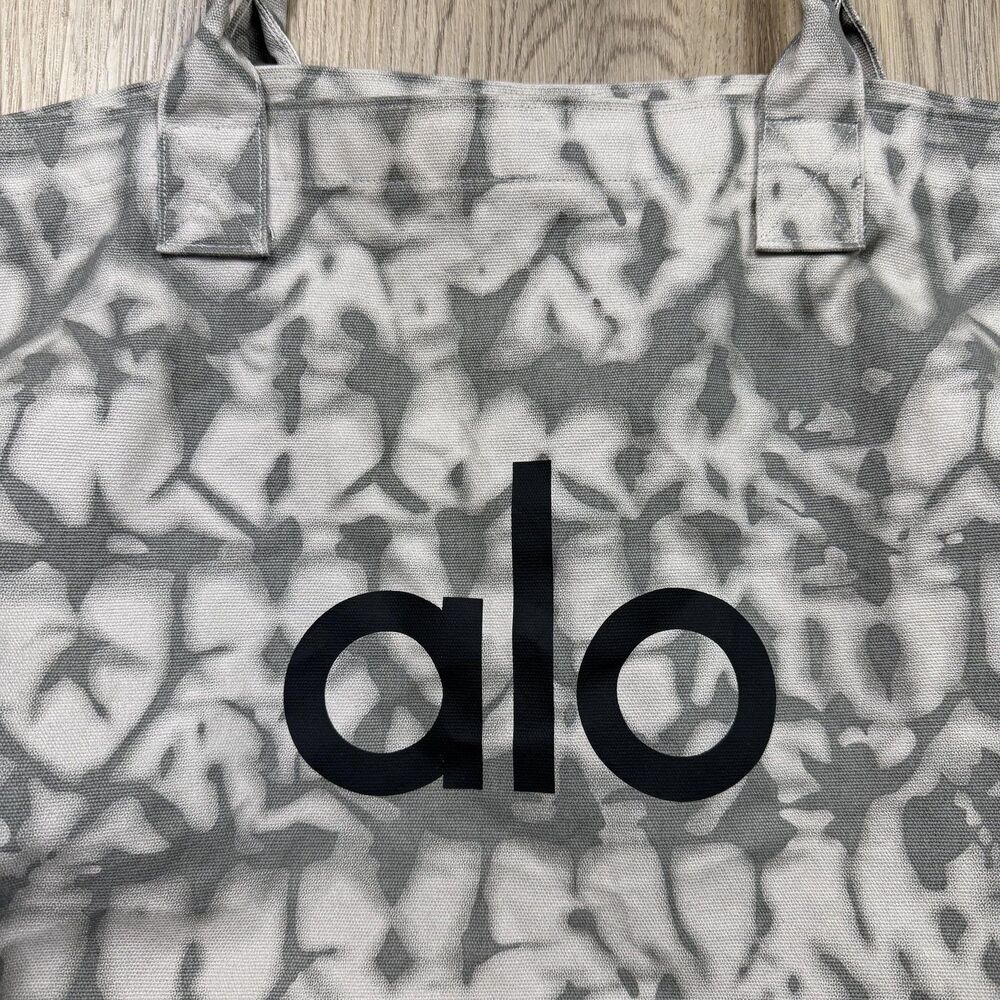 Alo Tote Bag Womens Large Gray Tie Dye Cotton Logo Shoulder Casual Everyday - Picture 2 of 6